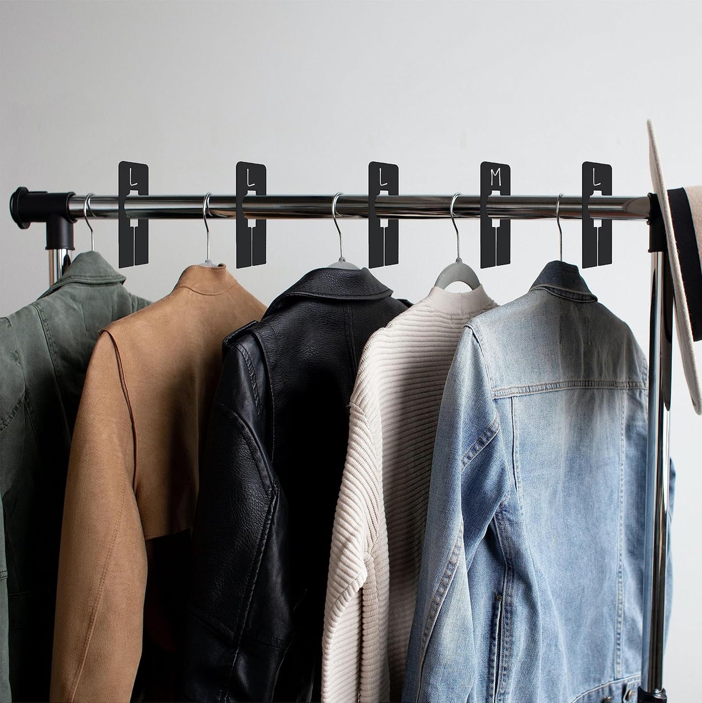 30 PCS Rectangular Closet Dividers with a Bonus Marker, Black Plastic Rectangle Clothing Size Dividers Writable and Reusable for Sorting Clothing Size, Color, Brand, Size 2” x 5.4’’